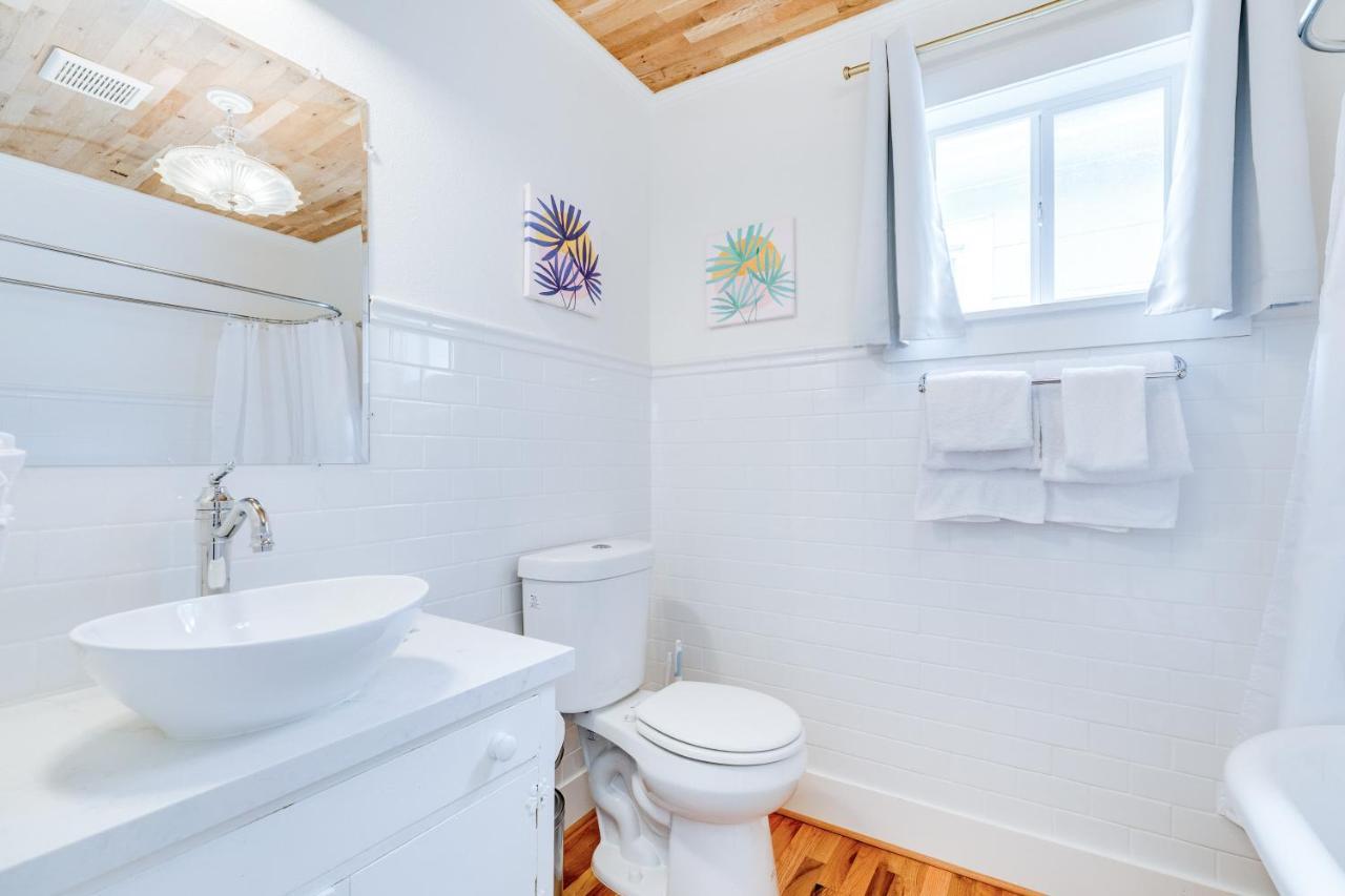 Barefoot Coastal Cottage غالفيستون، تكساس المظهر الخارجي الصورة