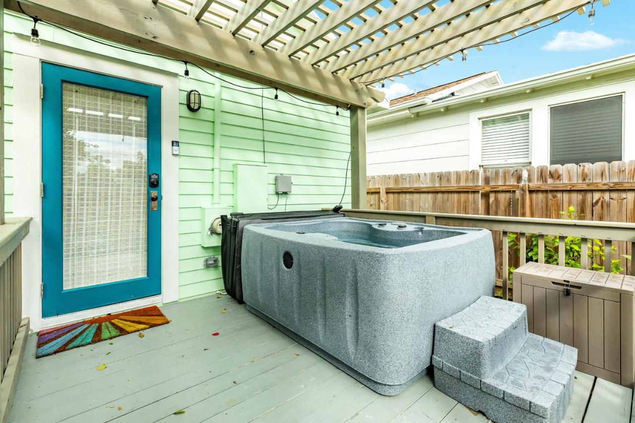 Barefoot Coastal Cottage غالفيستون، تكساس المظهر الخارجي الصورة